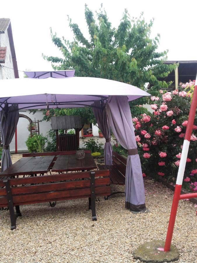 Casa Ellamy Hotel Două Mai Екстериор снимка