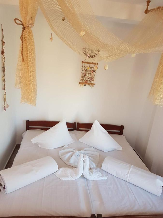 Casa Ellamy Hotel Două Mai Екстериор снимка