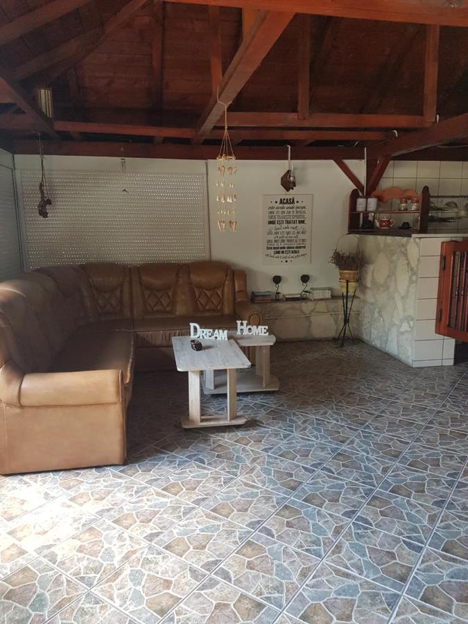 Casa Ellamy Hotel Două Mai Екстериор снимка
