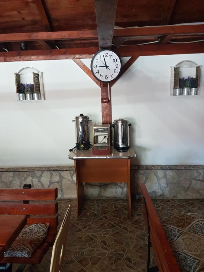 Casa Ellamy Hotel Două Mai Екстериор снимка