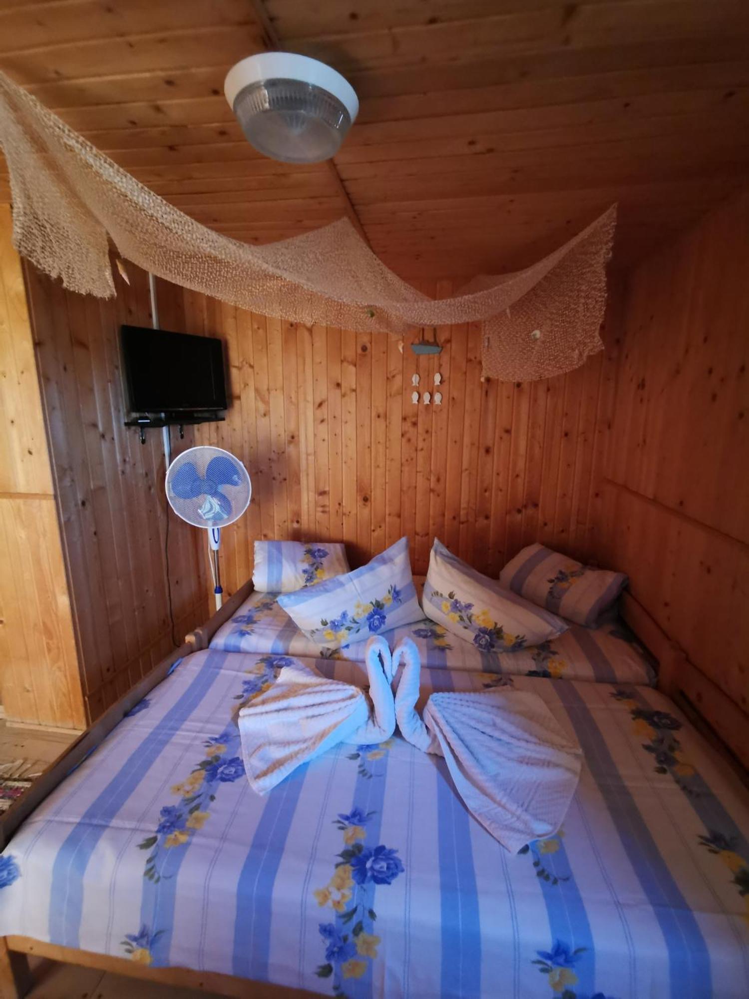 Casa Ellamy Hotel Două Mai Екстериор снимка