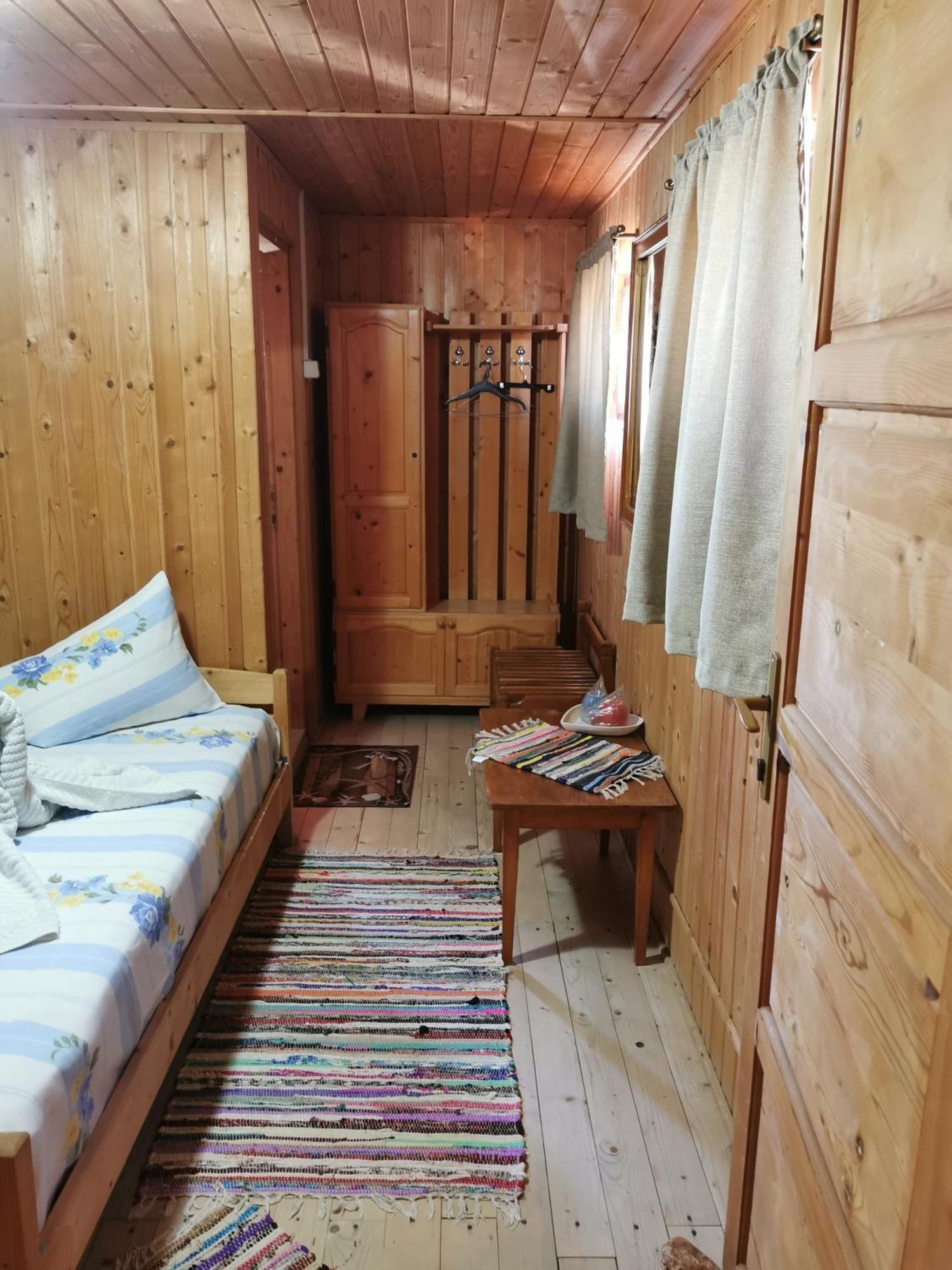 Casa Ellamy Hotel Două Mai Екстериор снимка