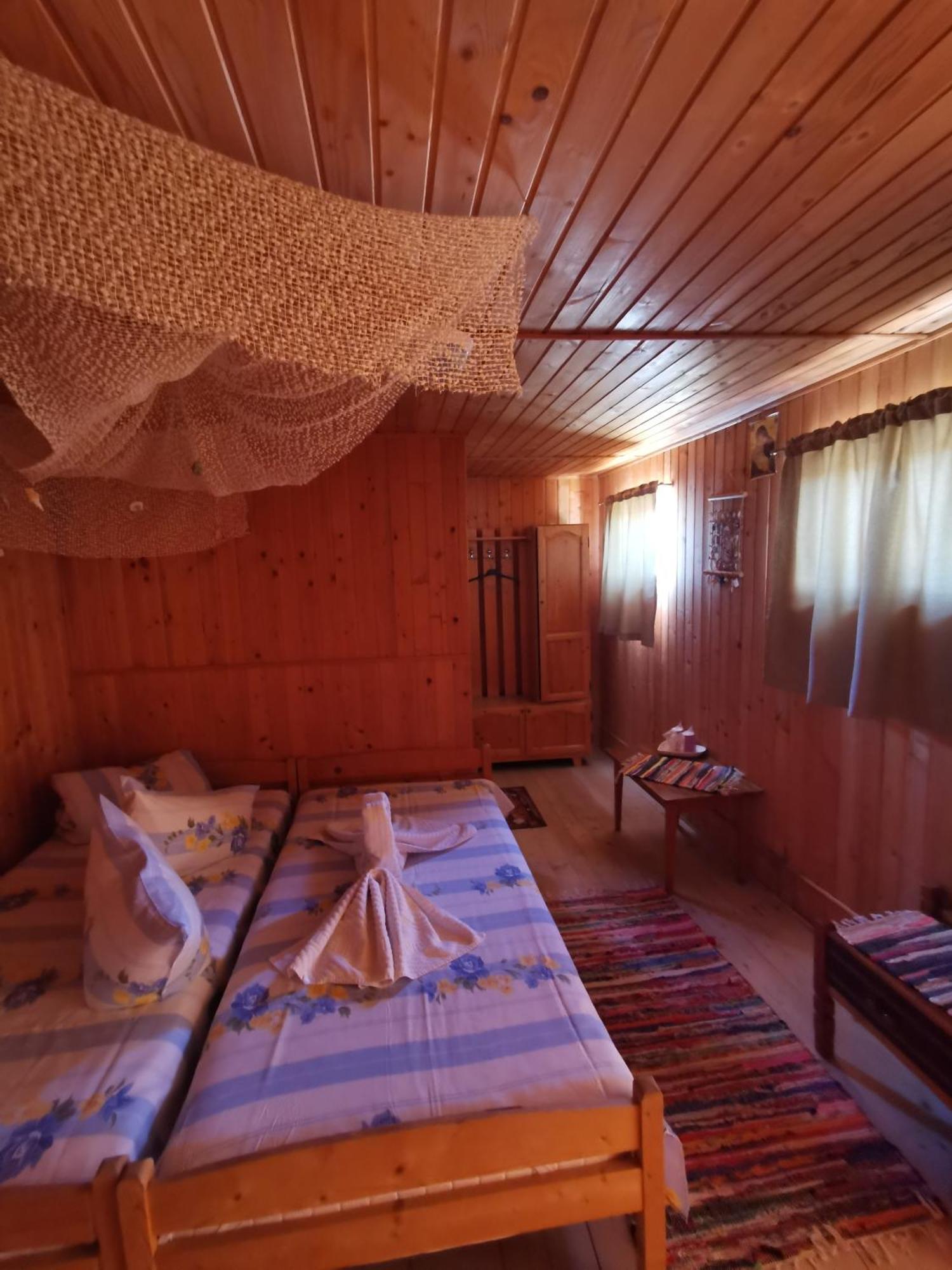 Casa Ellamy Hotel Două Mai Екстериор снимка