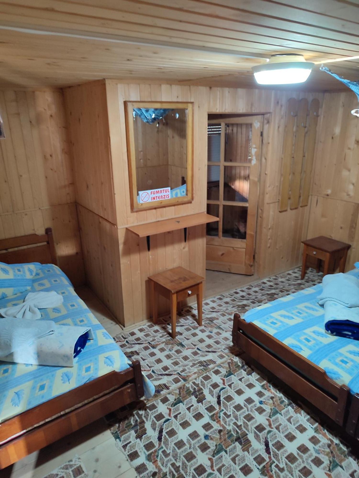 Casa Ellamy Hotel Două Mai Екстериор снимка