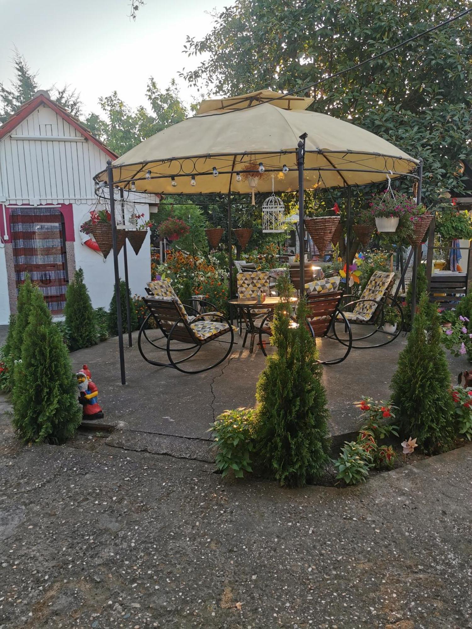 Casa Ellamy Hotel Două Mai Екстериор снимка